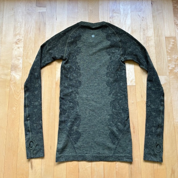 Lululemon Swiftly Long Sleeve Crew - Brave Olive / Black - Size 4 - NWOT - Picture 2 of 6